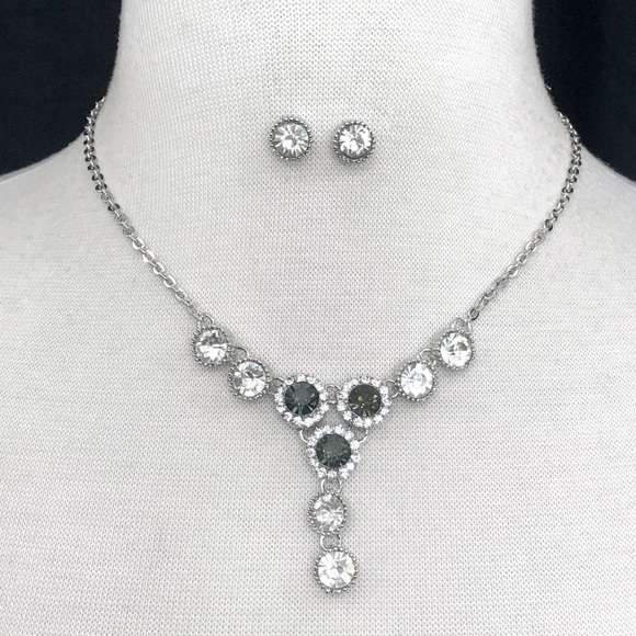 Silver Rhinestone Fancy Formal Necklace Earrings Set - Picture 1 of 3